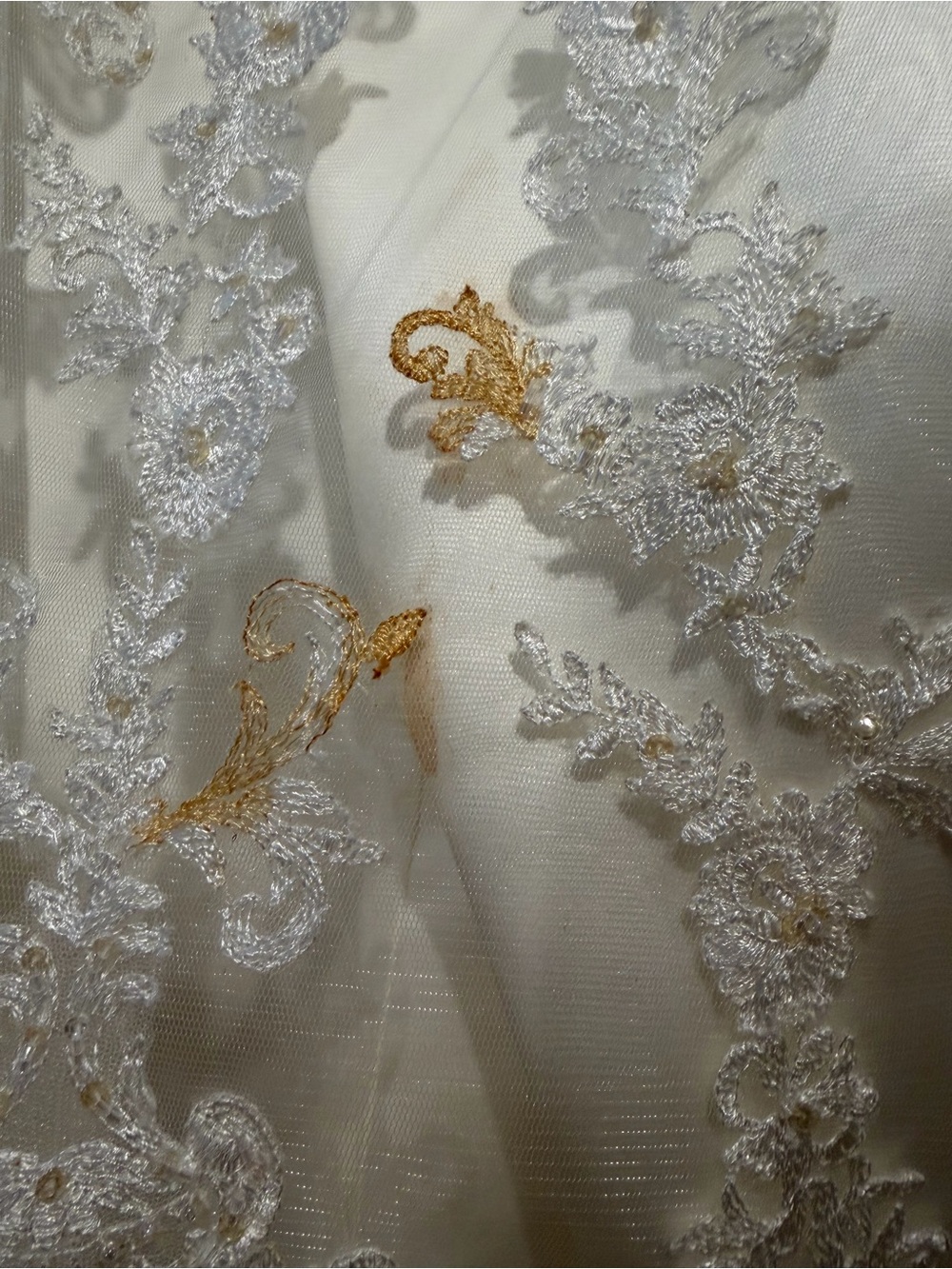 Casablanca Lace Strapless Ivory Wedding Gown size 12 - Picture 3 of 7